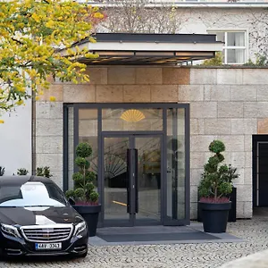 Mandarin Oriental, Praha